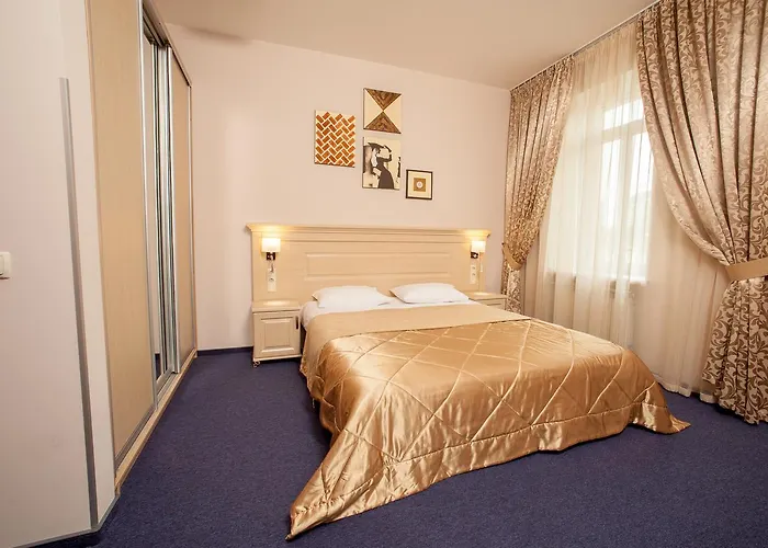 Mackintosh Hotel