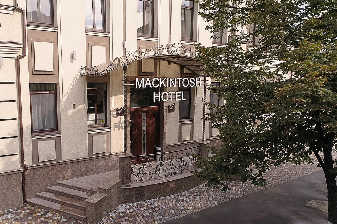 Mackintosh 3*